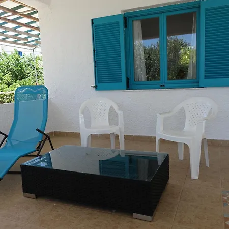 In In Direkt Am Kalloni (Peloponnese)