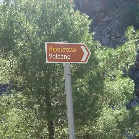 In In Direkt Am * Kalloni (Peloponnese)