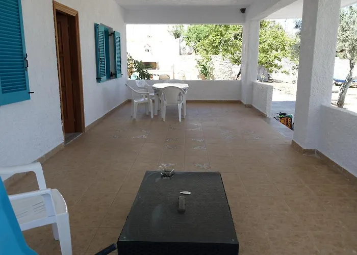 In In Direkt Am Kalloni (Peloponnese)