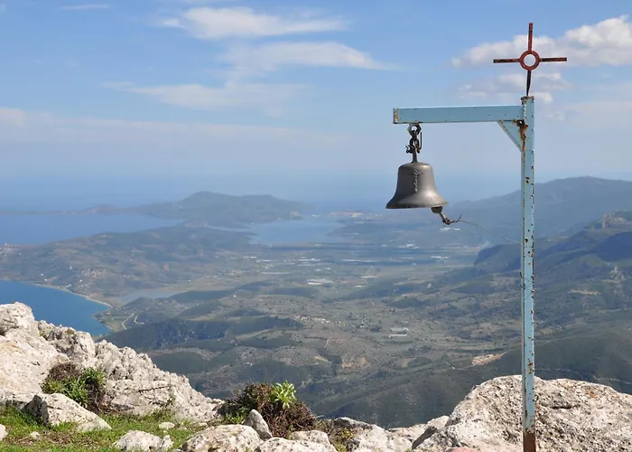 In In Direkt Am Kalloni (Peloponnese)
